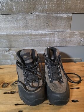Ozark Trail Gladiator Men's Gray and Brown Hiking Boots